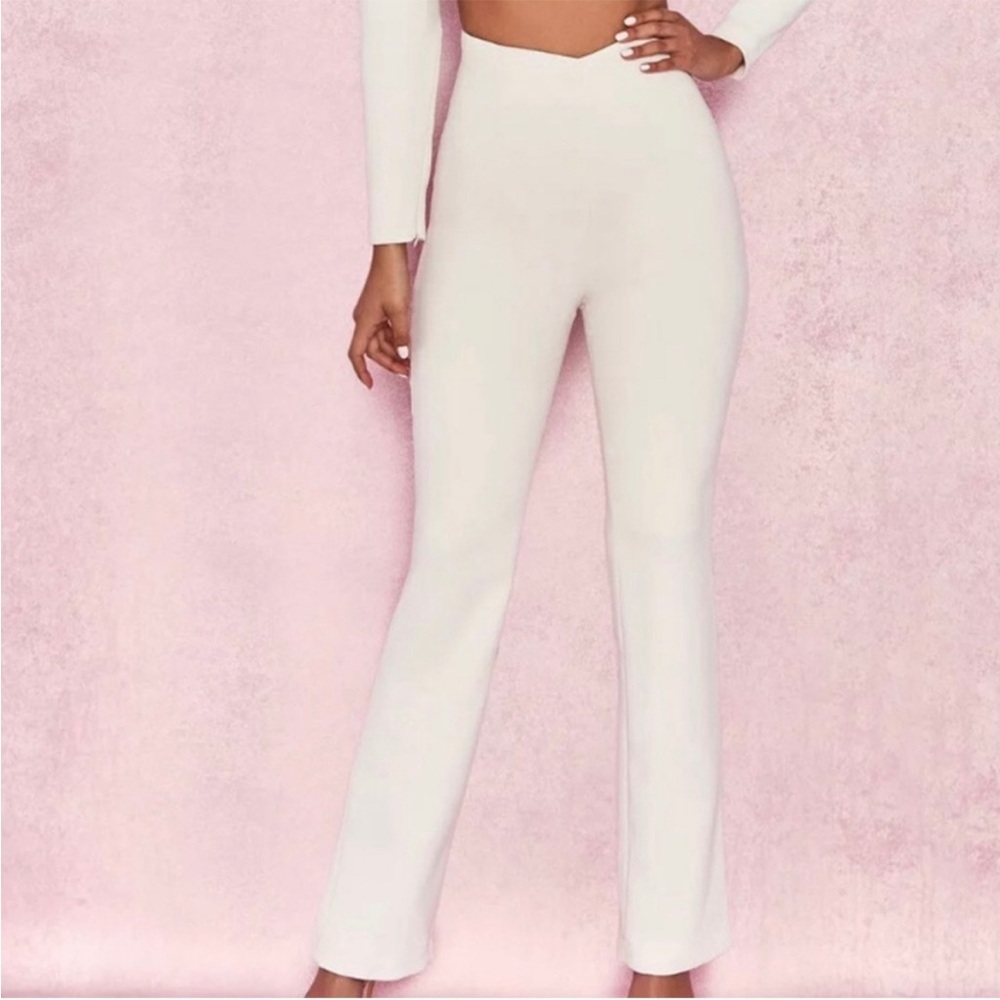House of CB ‘Aguzin’ Crepe Cream Trousers - Picture 7 of 16